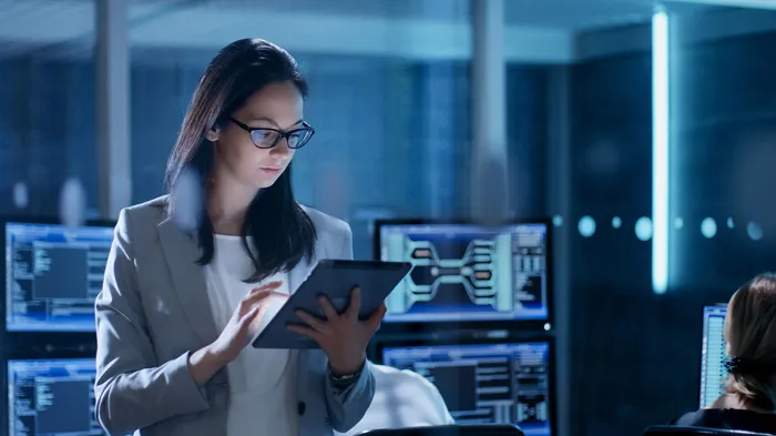 Security professional secures mobile devices using Jamf.