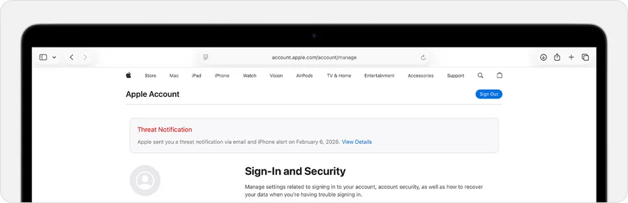 The threat notification banner shown after signing in at account.apple.com. Source: Apple Support.