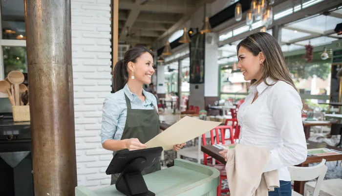 Jamf and IPORT partner alongside Apple to deliver a modern, restaurant experience for operators and guests alike.
