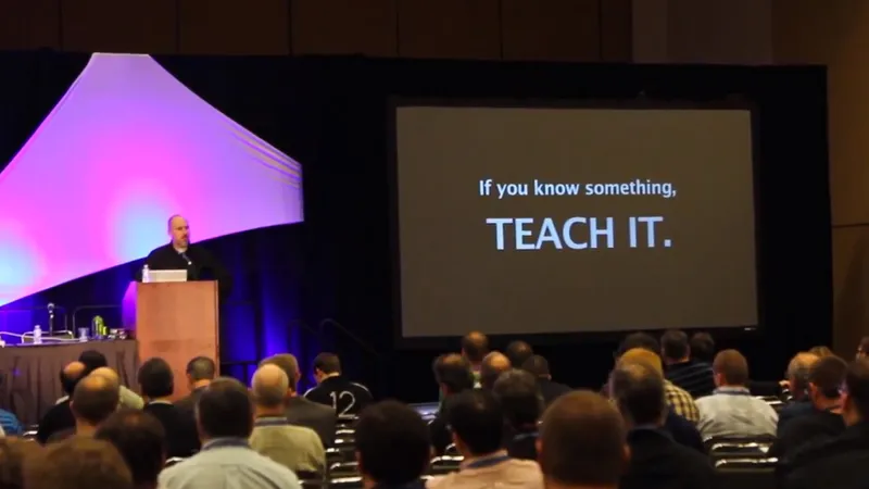 Chip Pearson delivers the key note at MacIT 2013
