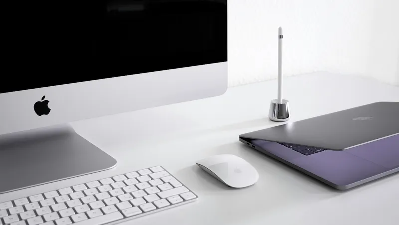 iMac and MacBook secured with endpoint protection software